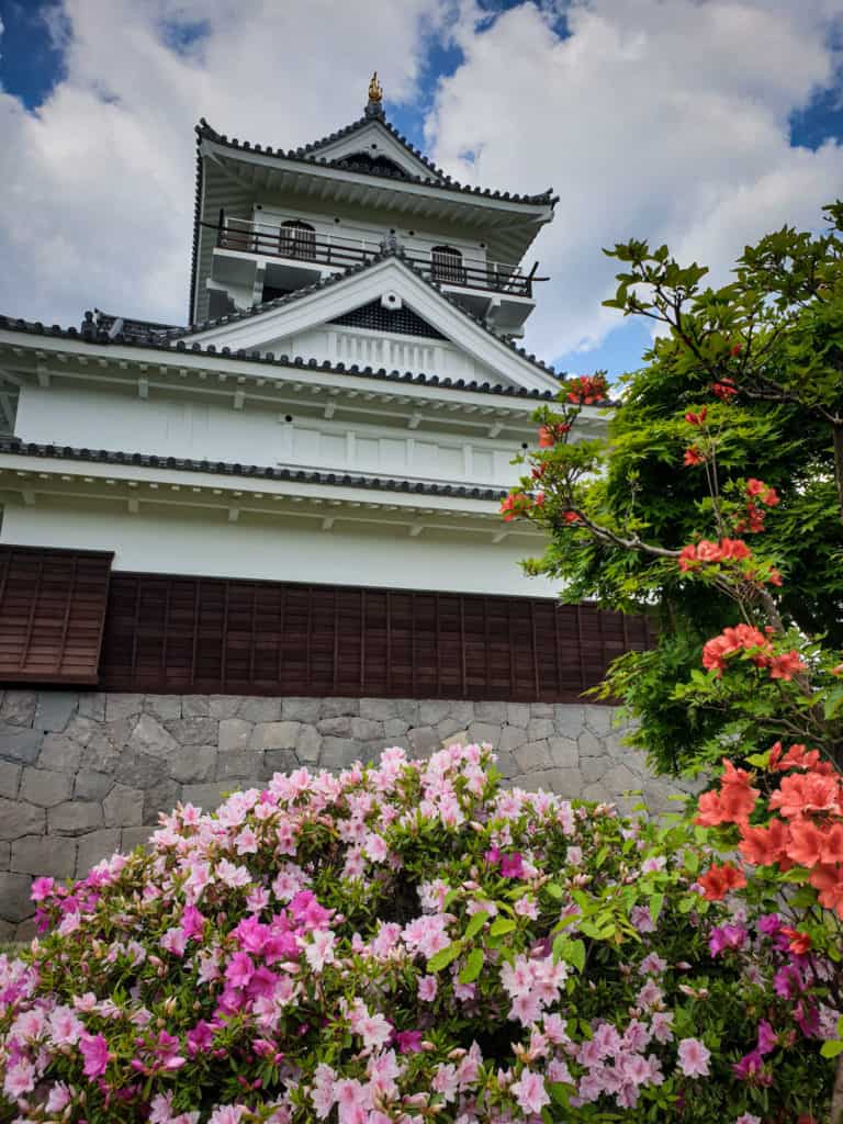 Kaminoyama Onsen castle
