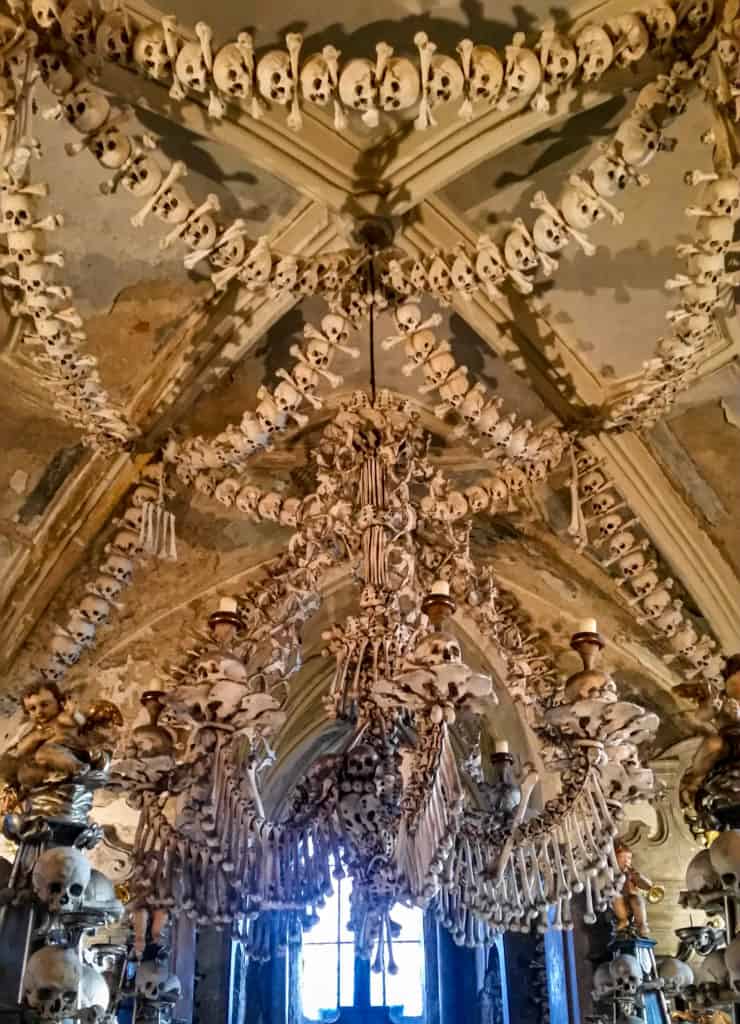 sedlec ossuary ceiling