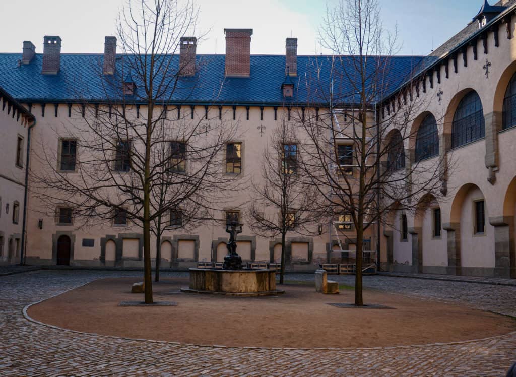 Italian court courtyard
